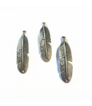 CHARMS EN MÉTAL PLUMES X 3