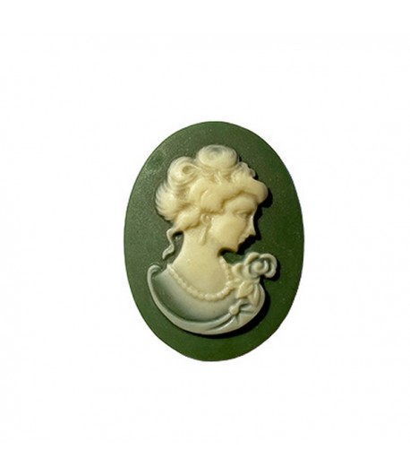 CAMÉE KAKI EN PLASTIQUE - 3 X 4 CM