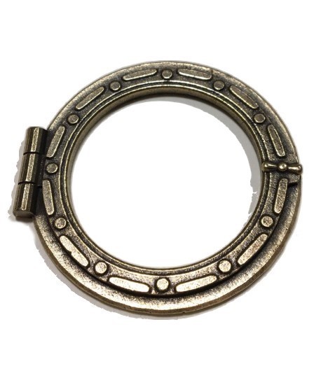 SUJET EN MÉTAL - 6.1 X 5.9 CM - MITFORM 2006