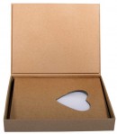 BOITE EN CARTON AVEC ALBUM PHOTO 18.2X15X3 CM