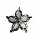 10 FLEURS  EN PLASTIQUE - CREME