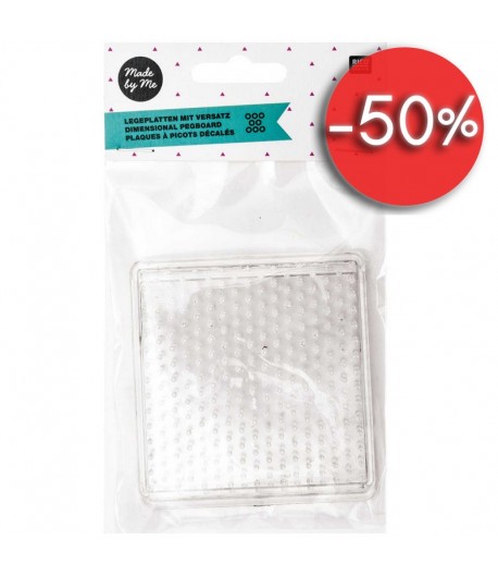 PLAQUES CARREES A PIQUOTS DECALES POUR PERLES A REPASSER