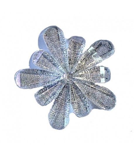 5 FLEURS EN PLASTIQUE - 4.7X4.7CM